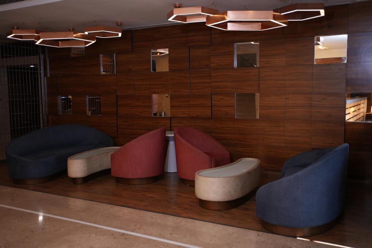 Rang Lords Inn Bharuch Экстерьер фото