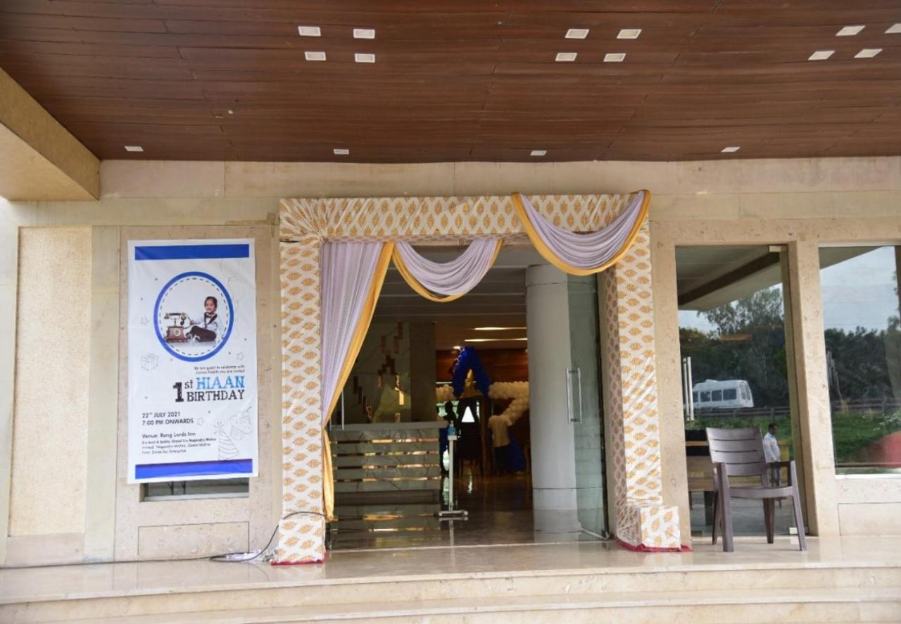 Rang Lords Inn Bharuch Экстерьер фото
